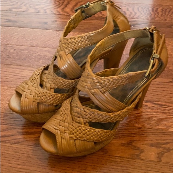 Gianni Bini sandals - Picture 2 of 7